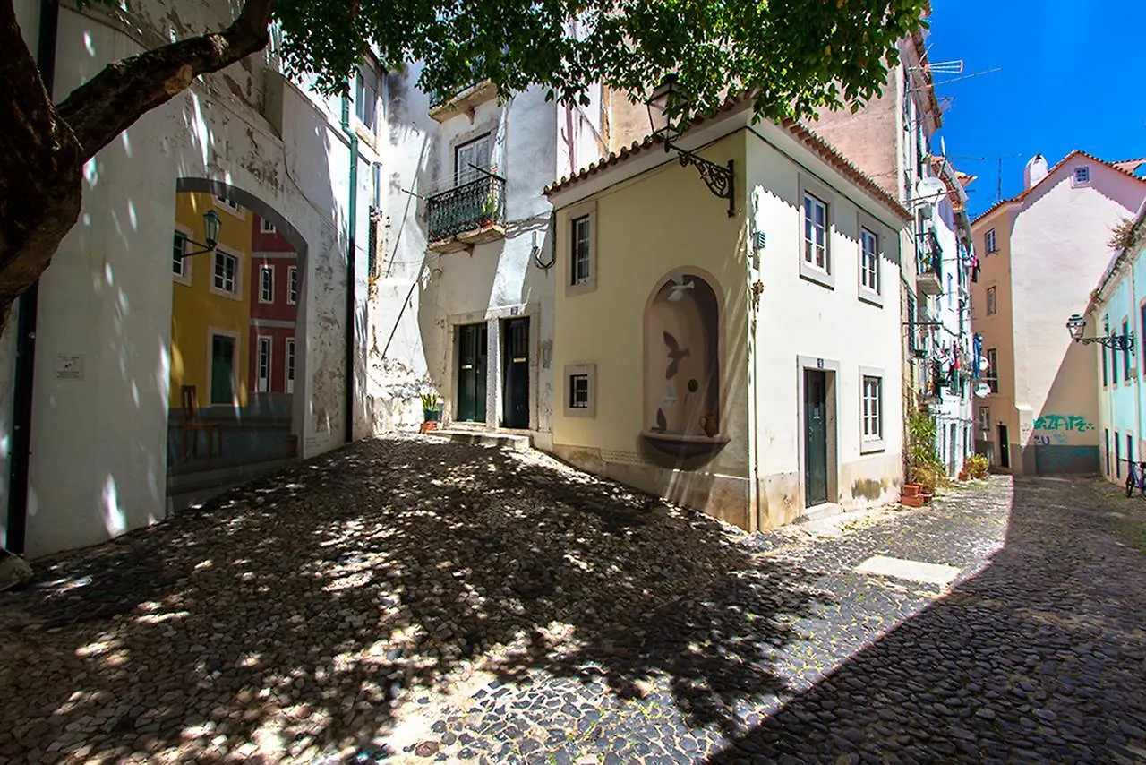 Alfama River View By Homing Lisbona